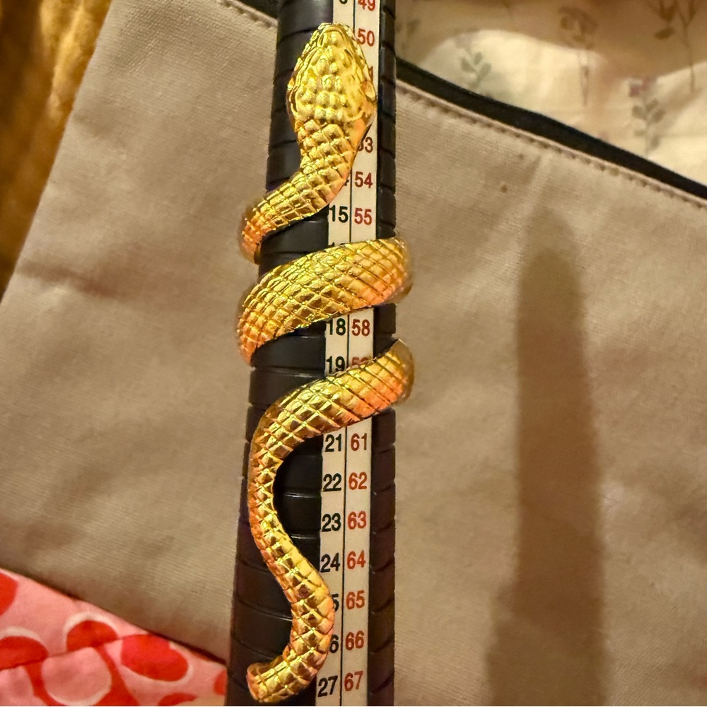 Elegant Gold Snake Ring